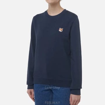 메종키츠네 여성 폭스헤드 패치 레귤러 맨투맨 LW00302KM0001 P476