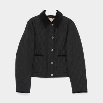 버버리 26FW 다이아몬드 퀼팅 내부체크 크롭 여성 자켓 8107465