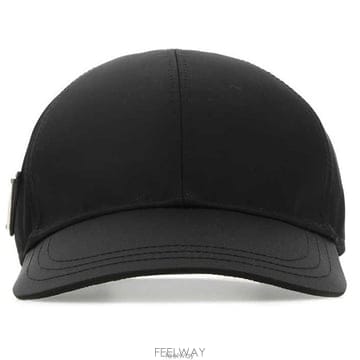 26 FW 프라다 로고 플라크 커브드 피크 야구모자 1HC2742DMI