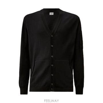 CP컴퍼니 씨 아일랜드 렌즈 블랙 남성 가디건 18CMKN076A 004037A 999