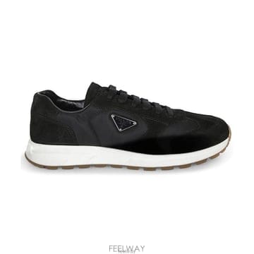 26 FW 프라다 시그니처 로고 디테일 레이스업 로우탑 스니커즈 2EE455FG000D7R