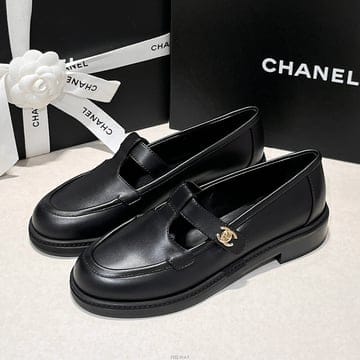 CHANEL [����] ��ǰ/�ι躸��/����/25-26 ���� ī����Ų T ��Ʈ�� �϶� ���� CC �ΰ� ���� ����[����] ��ǰ/�ι躸��/����/25-26 ���� ī����Ų T ��Ʈ��