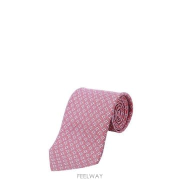 26 FW 페라가모 테트리스 프린트 80mm 실크 포인티드 팁 넥타이 350950768565
