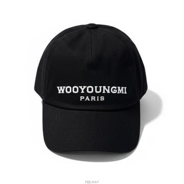 우영미 로고 자수 볼캡 블랙 W263CA52661B