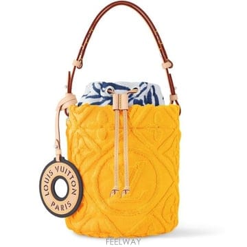 Louis Vuitton 26 FW ���̺��� LVacation �� �����̼� ��Ʈ�� ����Ʈ ������ �׸� ��ư ��Ŷ��26 FW ���̺��� LVacation �� �����̼� ��Ʈ�� ����Ʈ ��