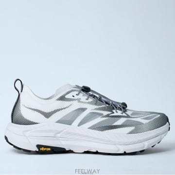 26 FW 호카 Mafate Speed 4 Lite 마파테 스피드 라이트 스니커즈 화이트 1168971 WBLC