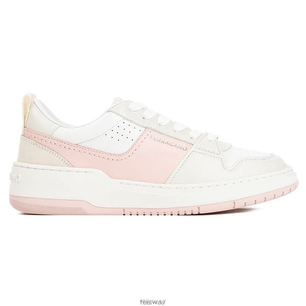 페라가모 로고 프린트 레이스업 스니커즈 MASCARPONE