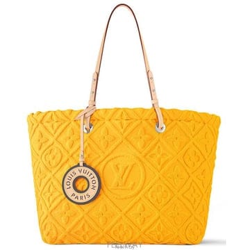 Louis Vuitton 26 FW ���̺��� LVacation �� �����̼� ž�ڵ� ��ư ���� ��Ʈ��26 FW ���̺��� LVacation �� �����̼� ž�ڵ� ��ư ���� 