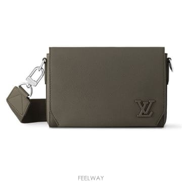 Louis Vuitton 26 FW ���̺��� Takeoff ����ũ���� PM ���̾�� �÷� ����Ʈ �޽�����26 FW ���̺��� Takeoff ����ũ���� PM ���̾�� �÷� 
