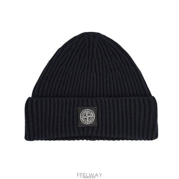스톤 아일랜드 컴퍼스 패치 리브 니트 비니