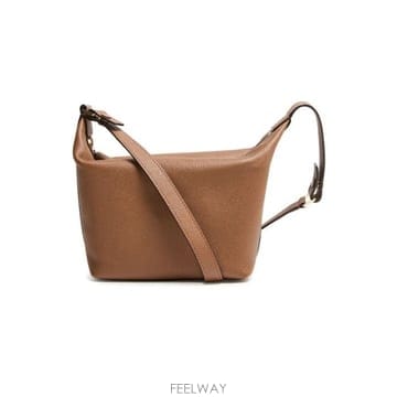 26 FW 발렉스트라 Mochi mini 미니 모치 그레인 레더 숄더백 카멜 브라운