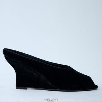 26 FW 토템 Velvet Peep Toe Wedge 벨벳 핍 토 웨지 뮬 블랙 261 WAS0280 FB0420 001