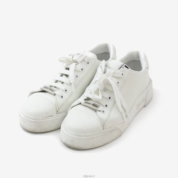 Miu Miu (�����߰���ǰ)�̿�̿� 5E165D �ΰ� �ο�ž ����Ŀ�� 37������(����240)(�����߰���ǰ)�̿�̿� 5E165D �ΰ� �ο�ž ����Ŀ�� 37