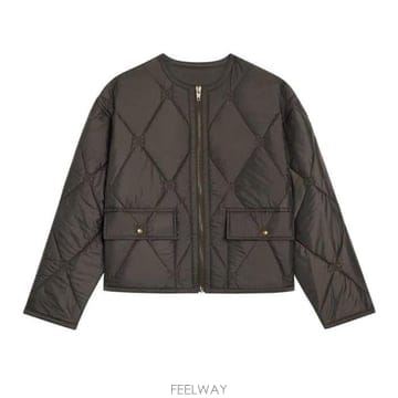 26 FW 셀린느 트라이옹프 퓨어 칼라 사이드 슬릿 라이트 나일론 퀼팅 재킷
