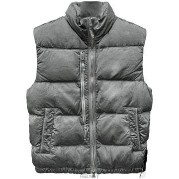 [스톤아일랜드] 25FW 와펜패치 에코닐 나일론 메탈 다운 베스트 시멘트 남성 베스트 K2S15G100006