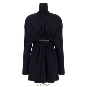 26 FW 발렌시아가 터틀넥 롱슬리브 드레스 850028T1759