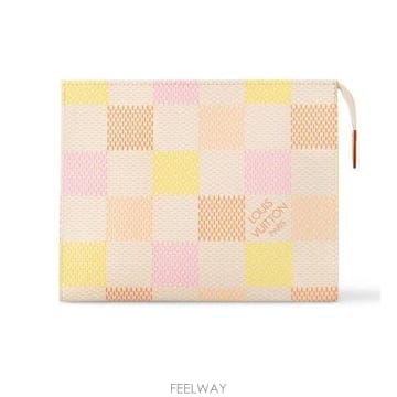 Louis Vuitton 26 FW ���̺��� Toilet ���Ϸ� �ٹ̿���ŧ���� ��Ƽ�� ĵ���� �Ľ��� �÷� Ŭ��ġ��26 FW ���̺��� Toilet ���Ϸ� �ٹ̿���ŧ���� ��Ƽ�� ĵ