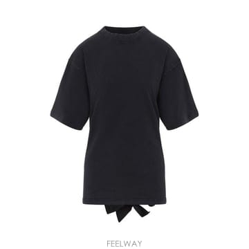 26 FW 발렌시아가 레이스업 백 크루넥 티셔츠 블랙 831584TSVC1