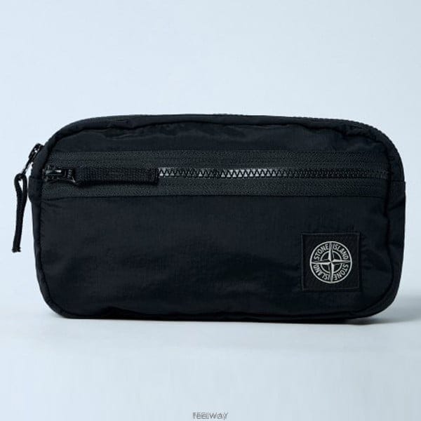 26 FW 스톤 아일랜드 콤파스 와펜 로고 버클 스트랩 벨트백 블랙 L2S159200014 S0251 