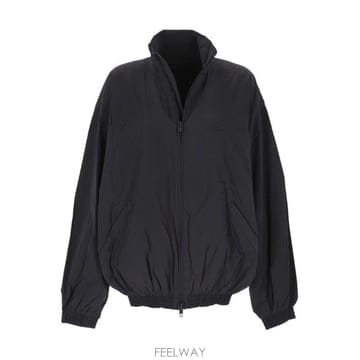 26 FW 발렌시아가 로고 엠브로이디드 포켓 집업 자켓 블랙 839171TRO31