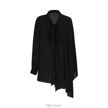 26 FW 발렌시아가 스카프 시스루 디테일 블라우스 블랙 839280TIN13
