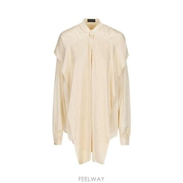 26 FW 발렌시아가 로고 패턴 비스코스 후드 셔츠 725063TNO05