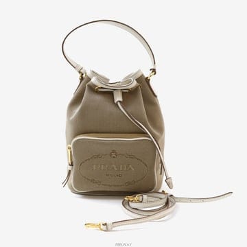 PRADA (�����߰���ǰ)����� 1BH038 �ΰ� ��ī�� ��Ŷ�� ������(�����߰���ǰ)����� 1BH038 �ΰ� ��ī�� ��Ŷ�� ������