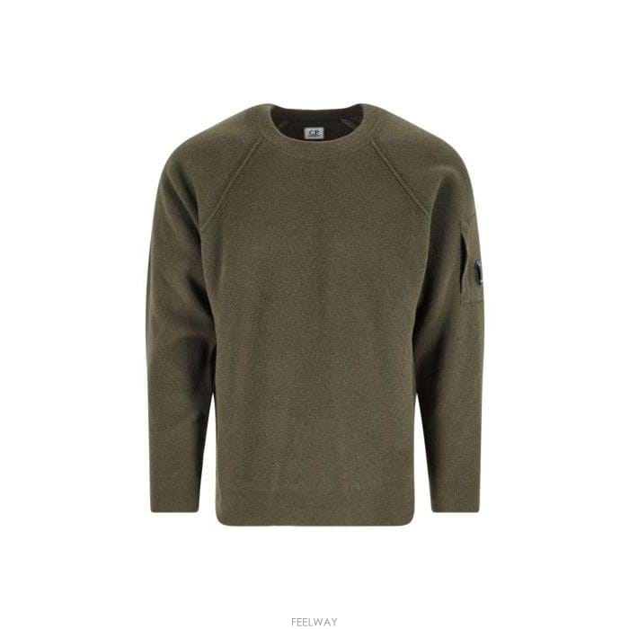 26 FW CP컴퍼니 로고 패치 크루넥 점퍼 스웨터 그린 19CMKN040A110149A
