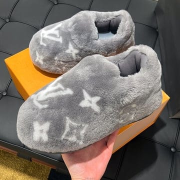 [국내] 정품/두배보상/남성/루이비통 LV 예티 슬립온 앙트라시트 그레이 모노그램 시어링