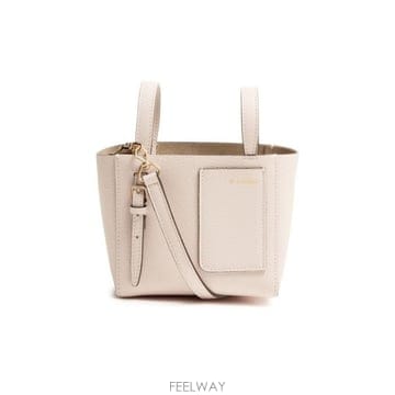 26 FW 발렉스트라 Micro bucket 그레인 레더 마이크로 버킷 숄더백 아이보리
