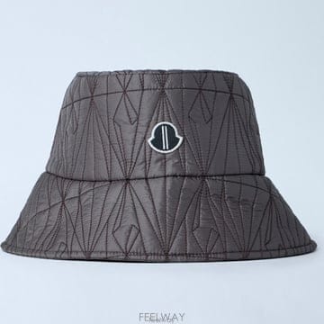 26 FW 몽클레어 x 릭오웬스 로고 패치 퀼팅 테크 쉘 버킷 햇 그레이 MU01F3B01 M8263 