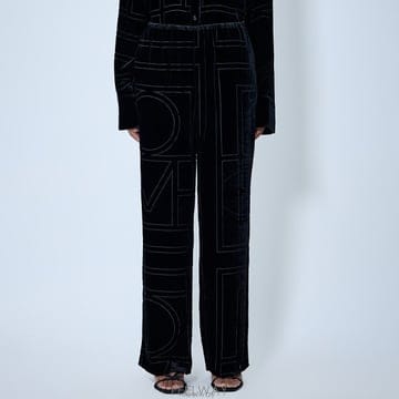 26 FW 토템 Monogram 올오버 모노그램 로고 벨루어 팬츠 블랙 261 WRB1092 FB0548 001