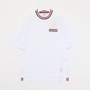 톰브라운 삼선 포켓 크루넥 반팔 남성 티셔츠 MJS259A J0153 100