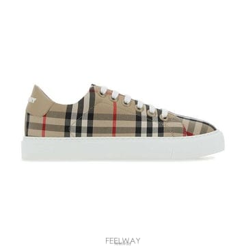 26 FW 버버리 빈티지 체크 로우탑 스니커즈 멀티컬러 8049777