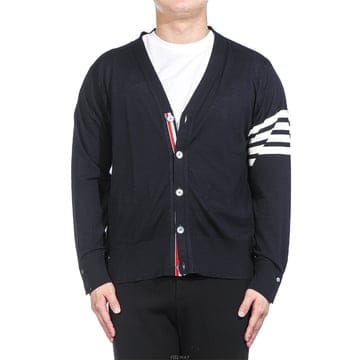Thom Browne (MKC002A Y1014 415) ���� �缱���� ����� 26SS(MKC002A Y1014 415) ���� �缱���� ����� 26SS