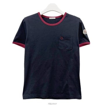 논현 더팩토리 26SS 몽클레어 로고 자수 코튼 반팔티 블루 8C00019 89AUO F07