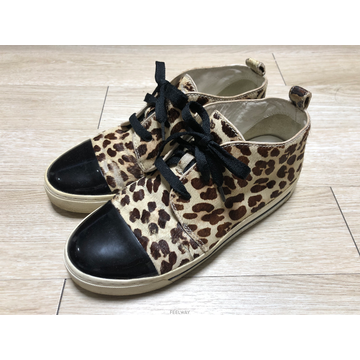 Marc by Marc Jacobs ��ũ �����߽� ��ġ ����Ŀ�� (36)��230��ũ �����߽� ��ġ ����Ŀ�� (36)��230