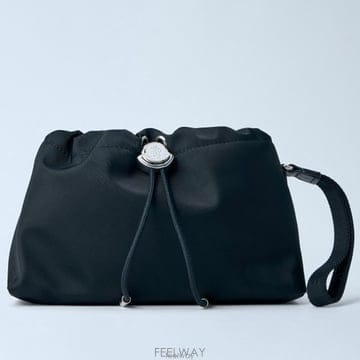 26 FW 몽클레어 Trick 트릭 드로우스트링 나일론 L109B 6A00001 M6980 999
