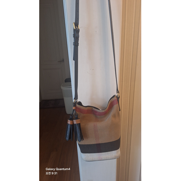 Burberry ������ �ֽ��� ȣ���� �ѽ��������� �ֽ��� ȣ���� �ѽ���