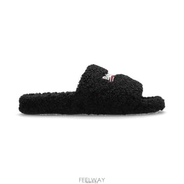26 FW 발렌시아가 폴리티컬 로고 퍼리 슬라이드 1096 654261W14C2