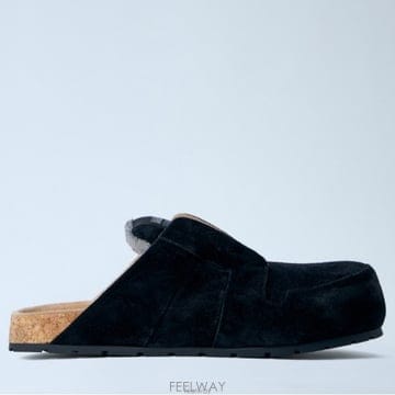 26 FW 발렌시아가 Dumbo 덤보 스웨이드 뮬 클로그 블랙 852708 WCB42 1000