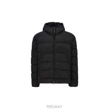 26 FW CP컴퍼니 크롬 R 지퍼 퍼퍼 자켓 999 17CMOW079A005904G