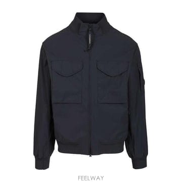 26 FW CP컴퍼니 프로텍 렌즈 봄버 자켓 889 20CMOW012A110264A