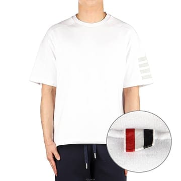 Thom Browne (MJS246A 07323 100) ���� ���� Ƽ���� 26SS(MJS246A 07323 100) ���� ���� Ƽ���� 26SS