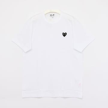 꼼데가르송 블랙 스몰 하트 패치로고 반팔 공용 티셔츠 AX T064 051 2