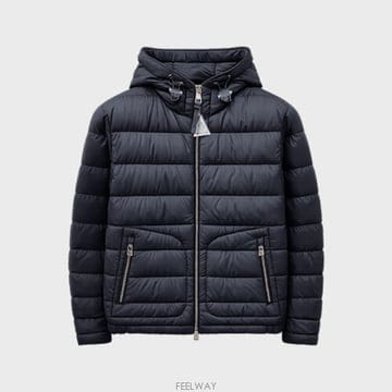 [몽클레어] SESTRIERE 세스트리에레 로고 패치 다운 후드 패딩 블랙 남성 자켓 1A00098 549S