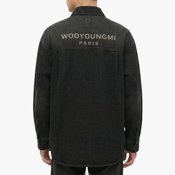 우영미 틴 워싱 데님 백로고 셔츠 블랙