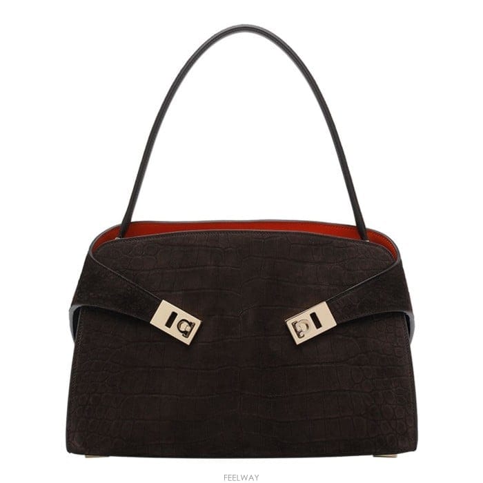 26 FW Ferragamo Hug 소프트 미디엄 숄더백 792871