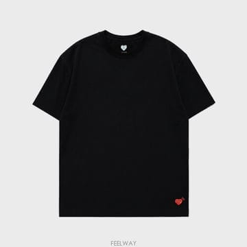 [휴먼메이드] 하트 로고 프린팅 라운드 반팔 티셔츠 블랙 레드 남성 티셔츠 HM00CS001 BR / TEO