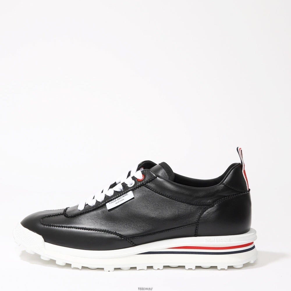 [THOM BROWNE]톰브라운 테크 러너 남성 스니커즈 MFE018B L0064 001